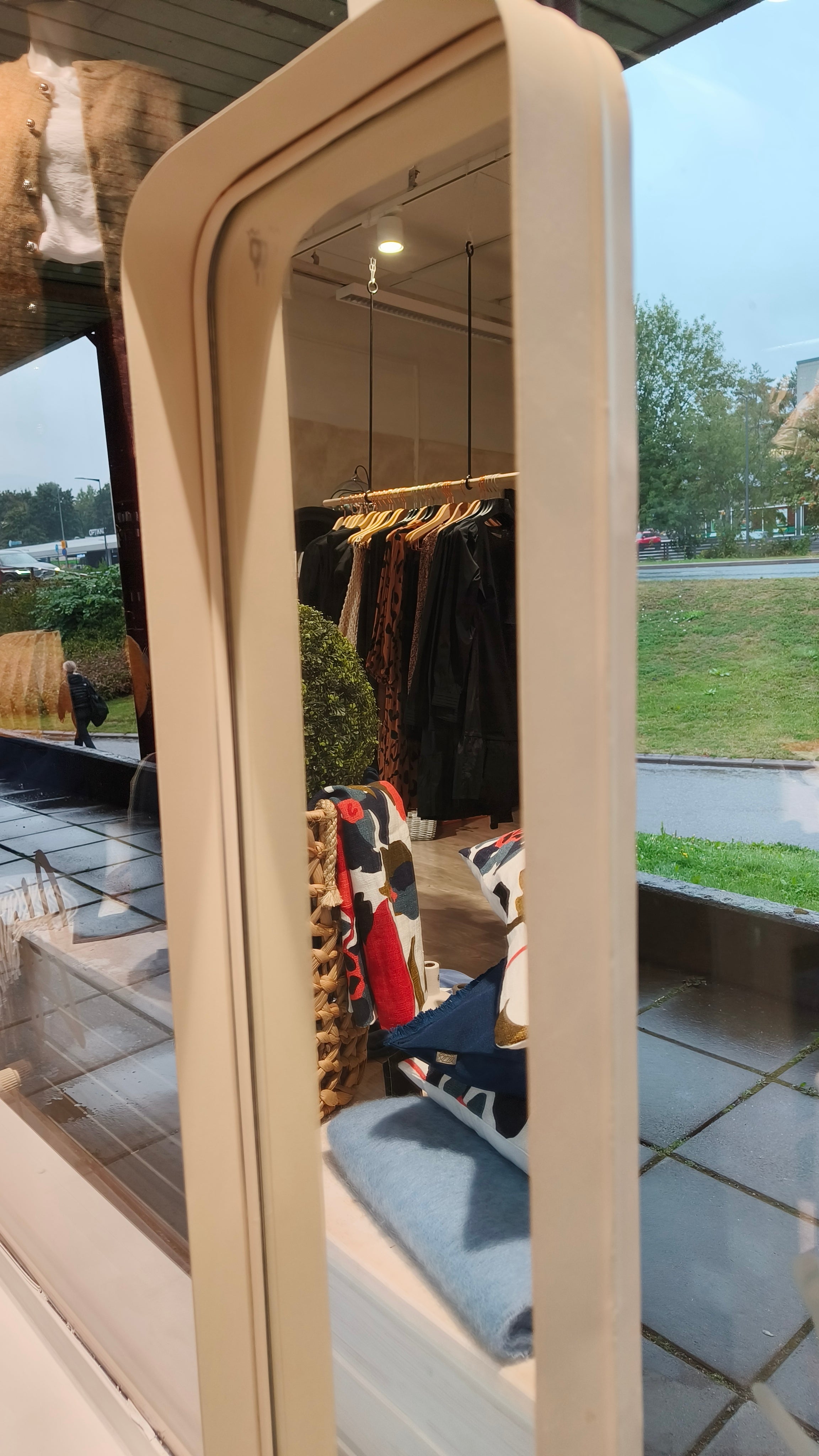 Peili luonnonvalkoinen-Peilit-Bruka Design-Lahja ja sisustus Pussukka Katariina Home Oy