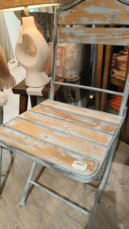 Tuoli antiikin vihreä-Huonekalut-Katariinahome.fi - tyyliä elämääsi-Lahja ja sisustus Pussukka Katariina Home Oy