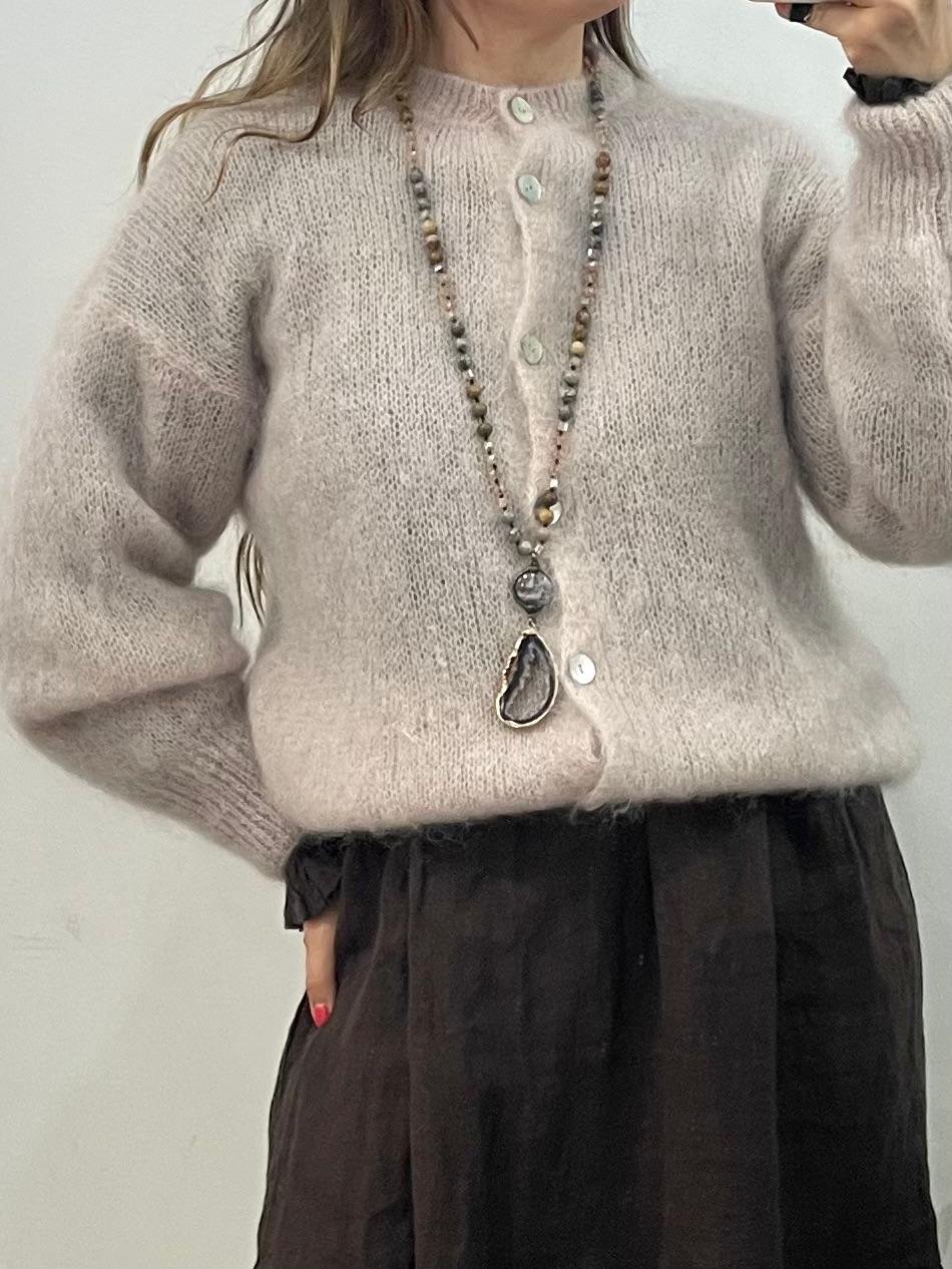 Mohairneuletakki lyhyt eri värejä-Neuleet/Neuletakit-Peura Collection-Lahja ja sisustus Pussukka Katariina Home Oy