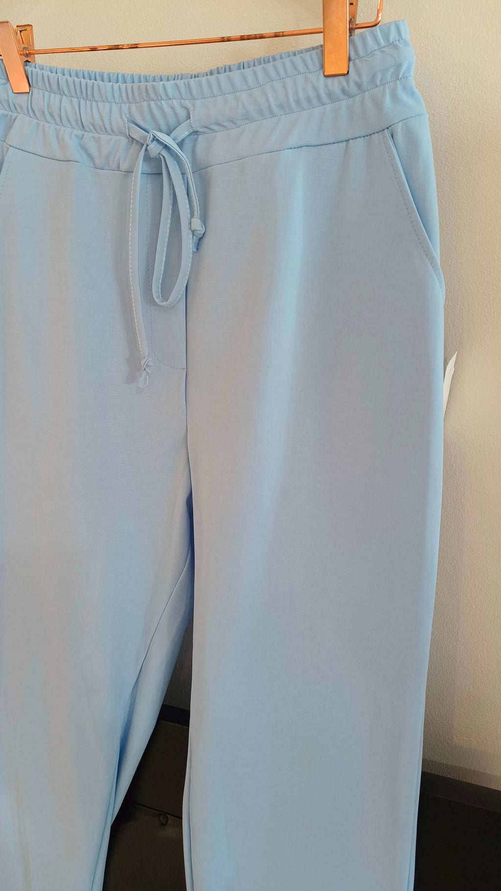 Housut vaaleansininen-Housut/Farkut-Peura Collection-Lahja ja sisustus Pussukka Katariina Home Oy