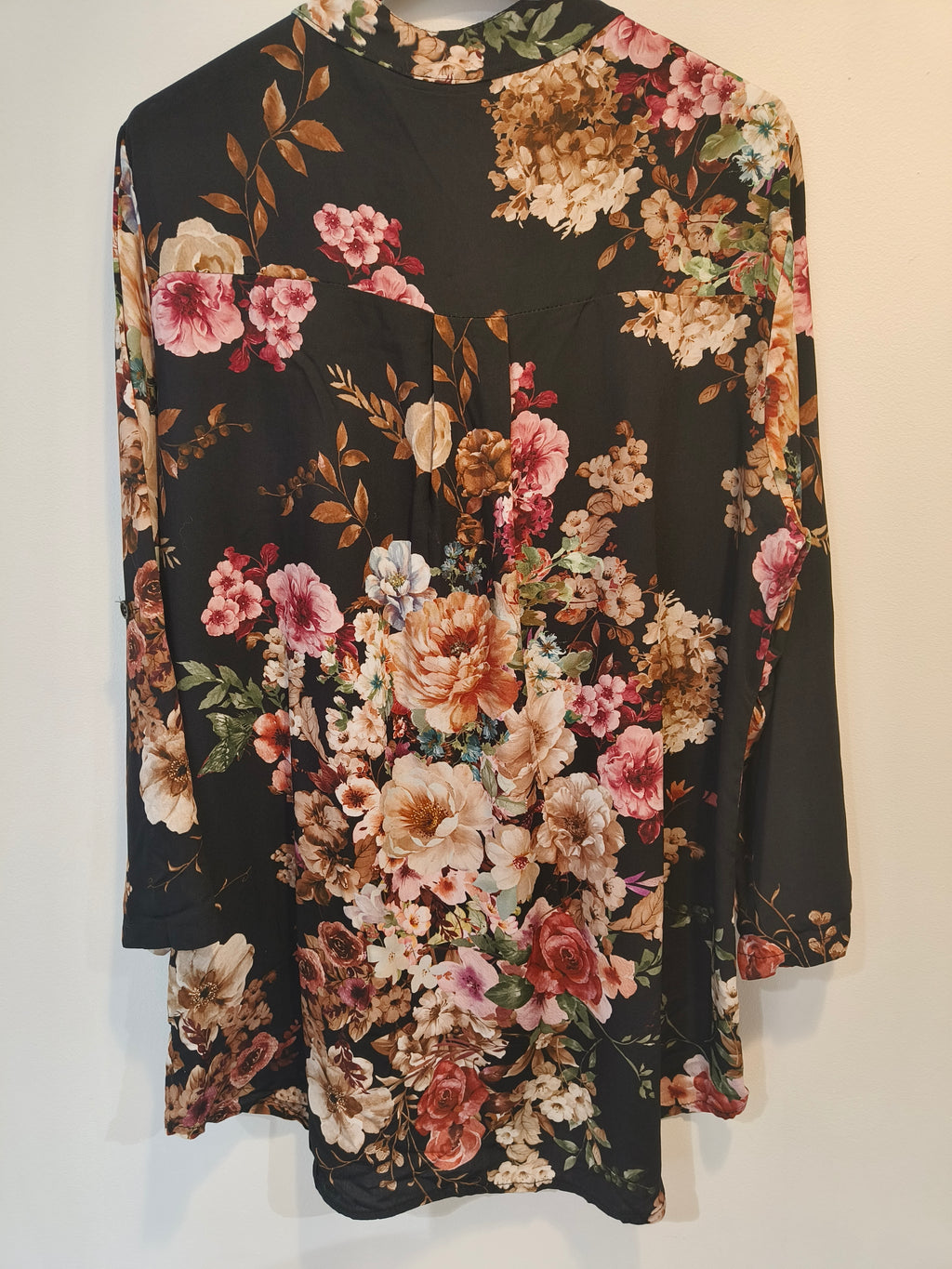 Pusero Maggie musta-Puserot-Marc Lauge-Lahja ja sisustus Pussukka Katariina Home Oy