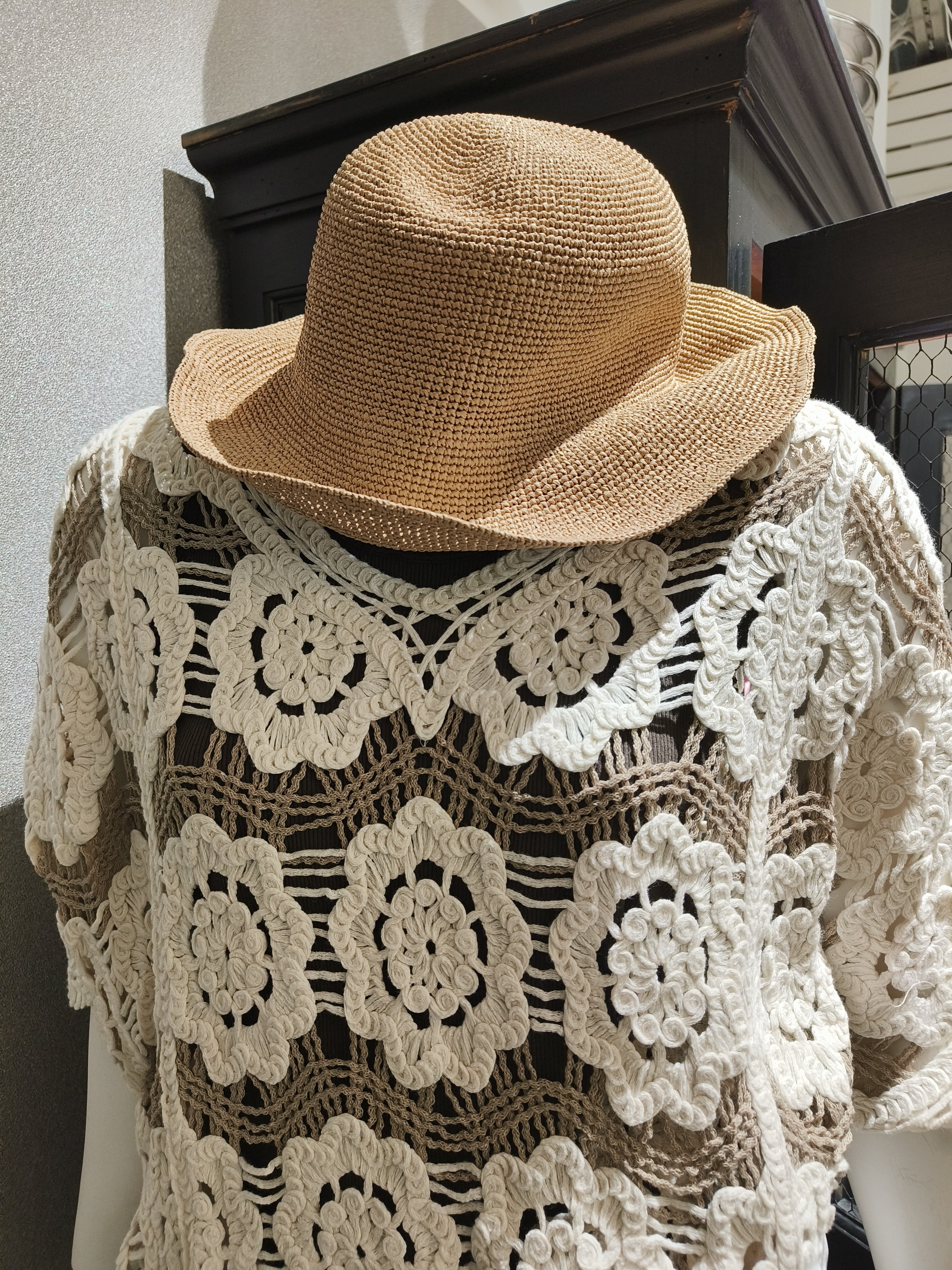 Kesähattu Raffia beige Peura Collection