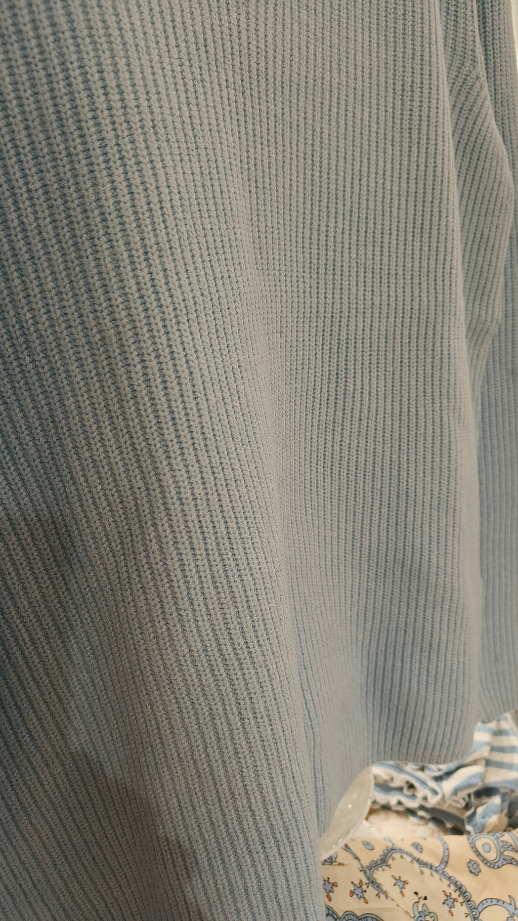 Neule Lea eri värejä-Neuleet/Neuletakit-Marc Lauge-Lahja ja sisustus Pussukka Katariina Home Oy