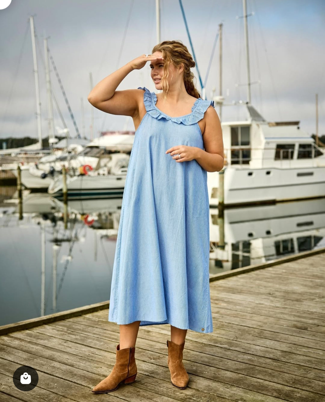 Mekko Kyla sky blue-Mekot/Hameet-Zoey-Lahja ja sisustus Pussukka Katariina Home Oy