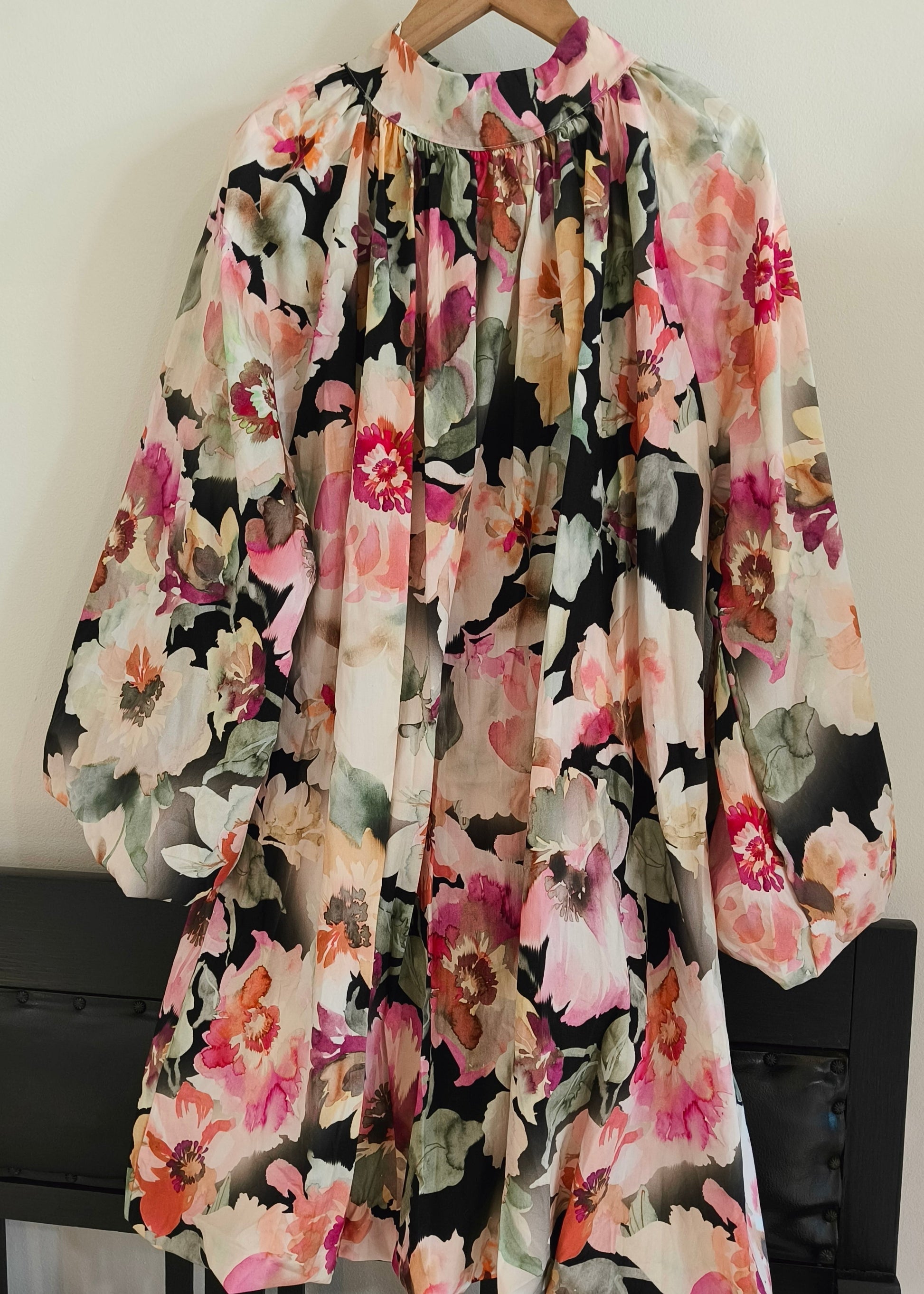 Mekko pallohelma kukallinen eri värejä-Mekot/Hameet-Peura Collection-Lahja ja sisustus Pussukka Katariina Home Oy