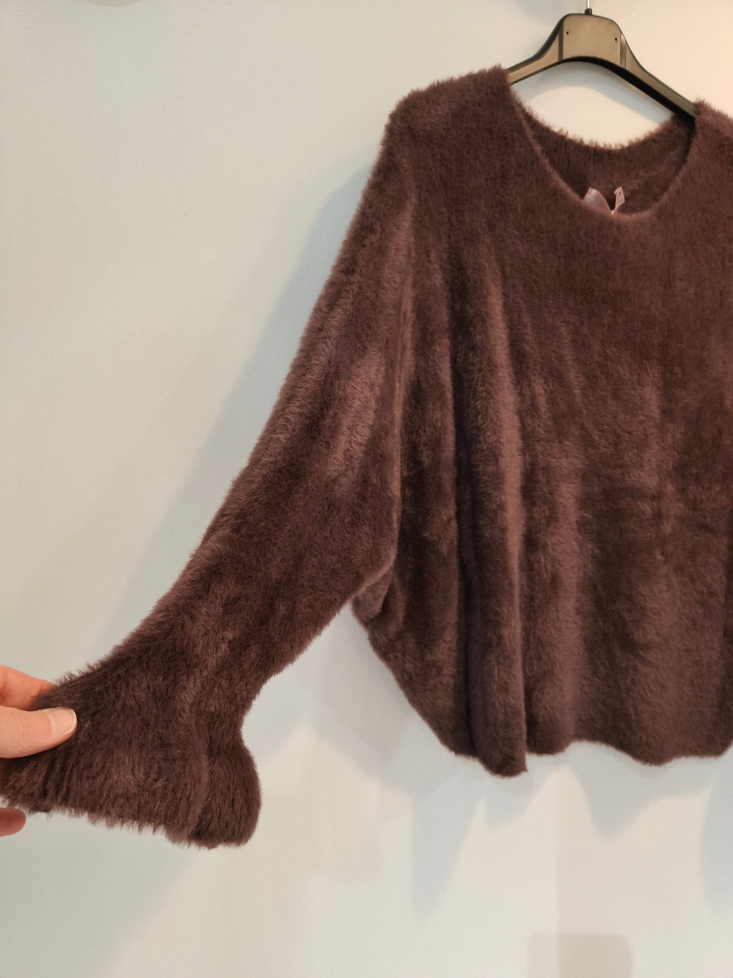 Neulepusero Plys ruskea-Neuleet/Neuletakit-Marc Lauge-Lahja ja sisustus Pussukka Katariina Home Oy