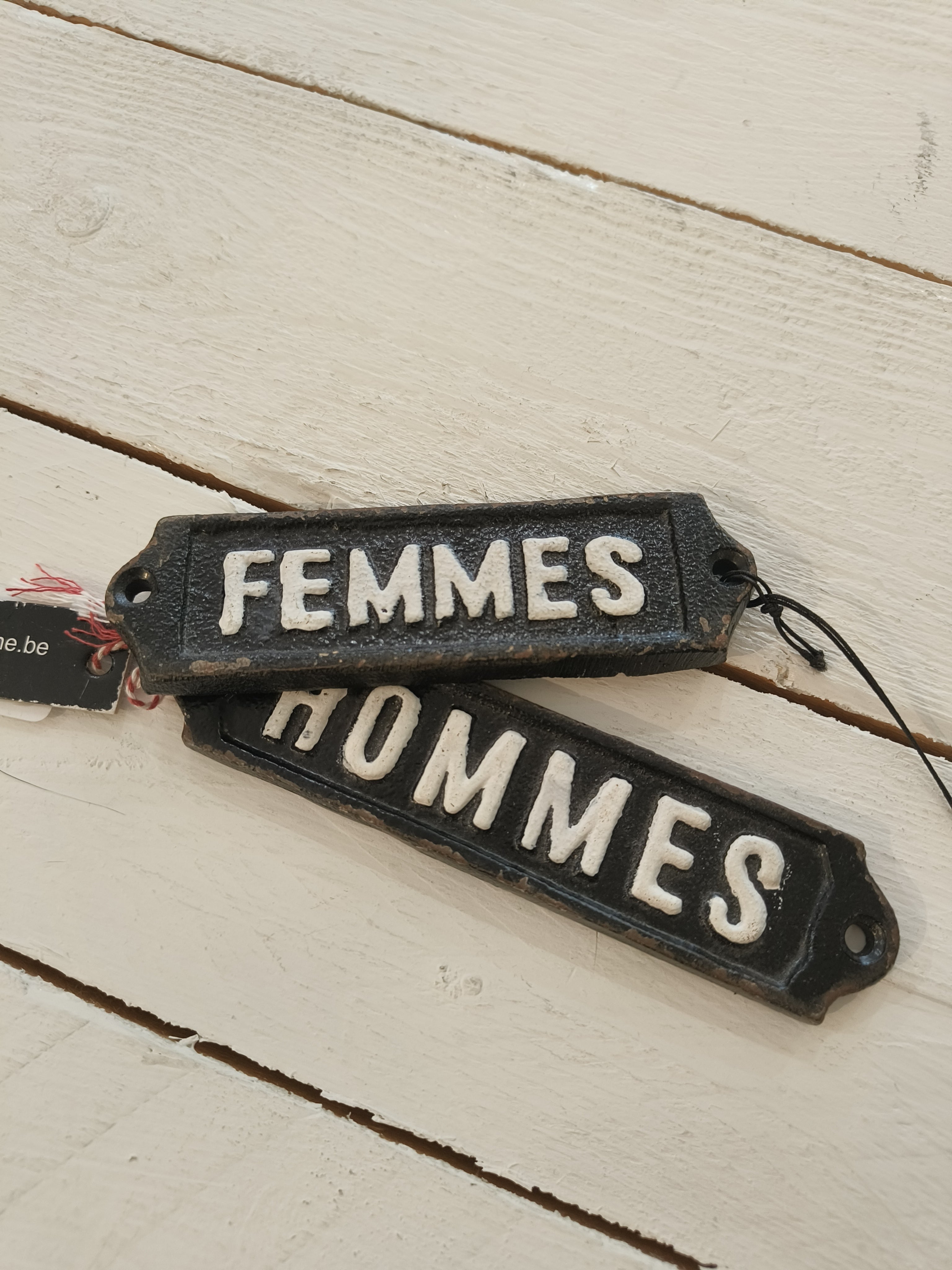 WC-Kyltti Femmes/Hommes-Sisustus-Katariinahome.fi - tyyliä elämääsi-Lahja ja sisustus Pussukka Katariina Home Oy