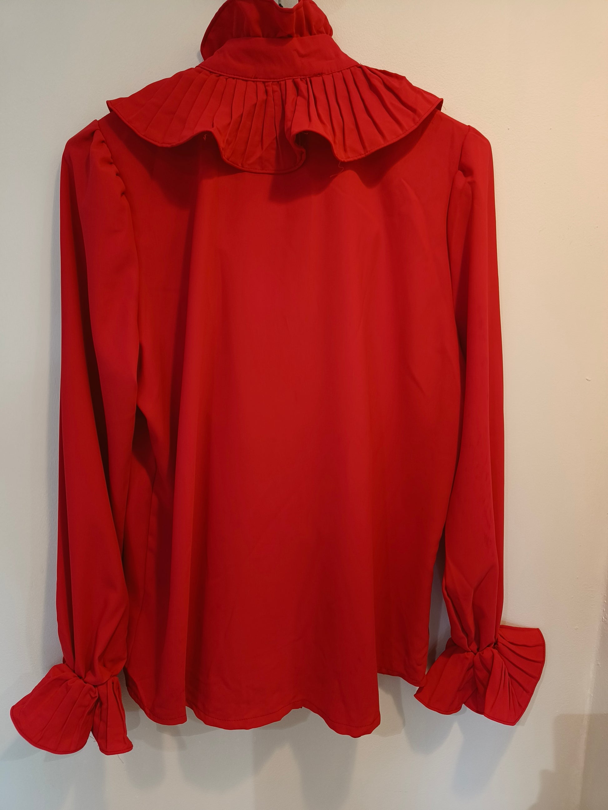 Pusero Plisse punainen-Puserot-Marc Lauge-Lahja ja sisustus Pussukka Katariina Home Oy