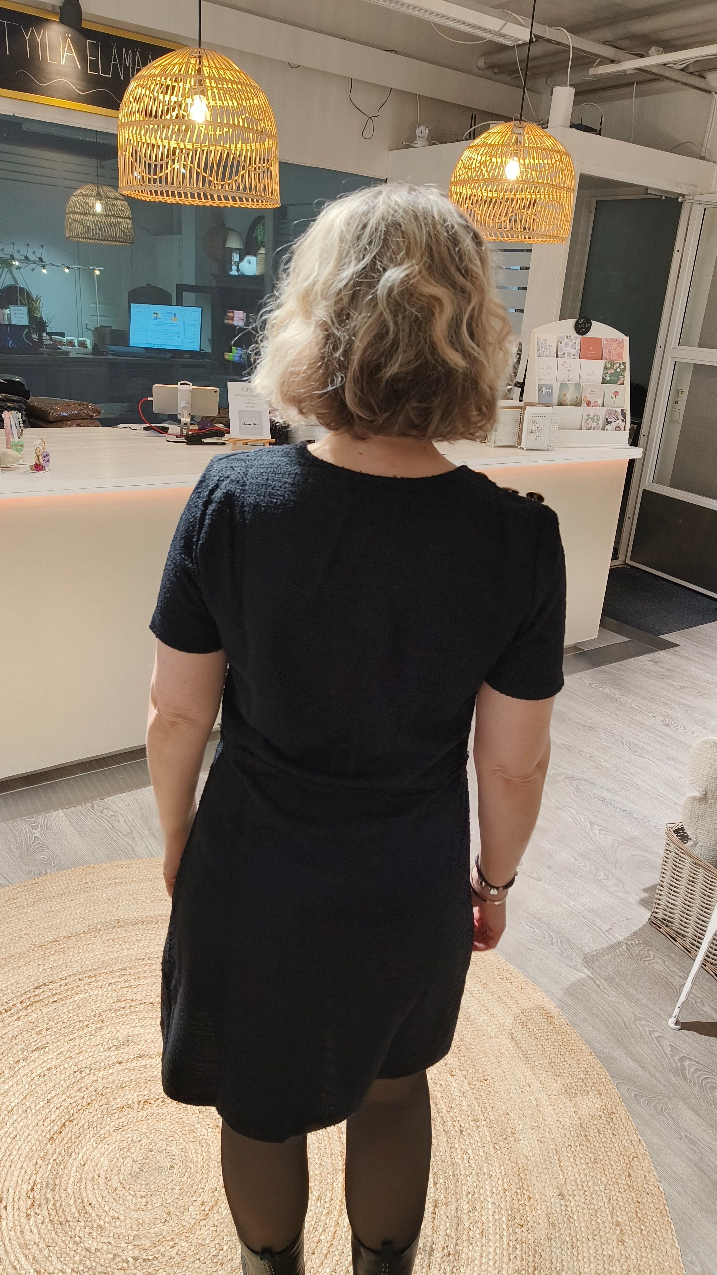 Mekko Mille musta-Mekot/Hameet-Marc Lauge-Lahja ja sisustus Pussukka Katariina Home Oy