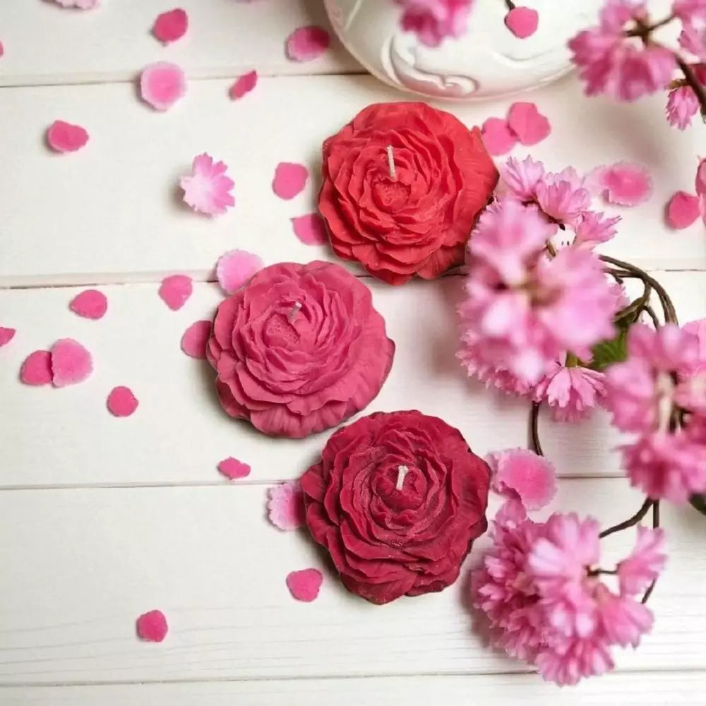 Soijavaha Pioni-kynttilät 3kpl set eri värejä-Kynttilät-Puttipaja-Lahja ja sisustus Pussukka Katariina Home Oy