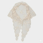 Pitsihuivi luonnonvalkoinen-Pipot/huivit/sukat-BOW19DETAILS-Lahja ja sisustus Pussukka Katariina Home Oy