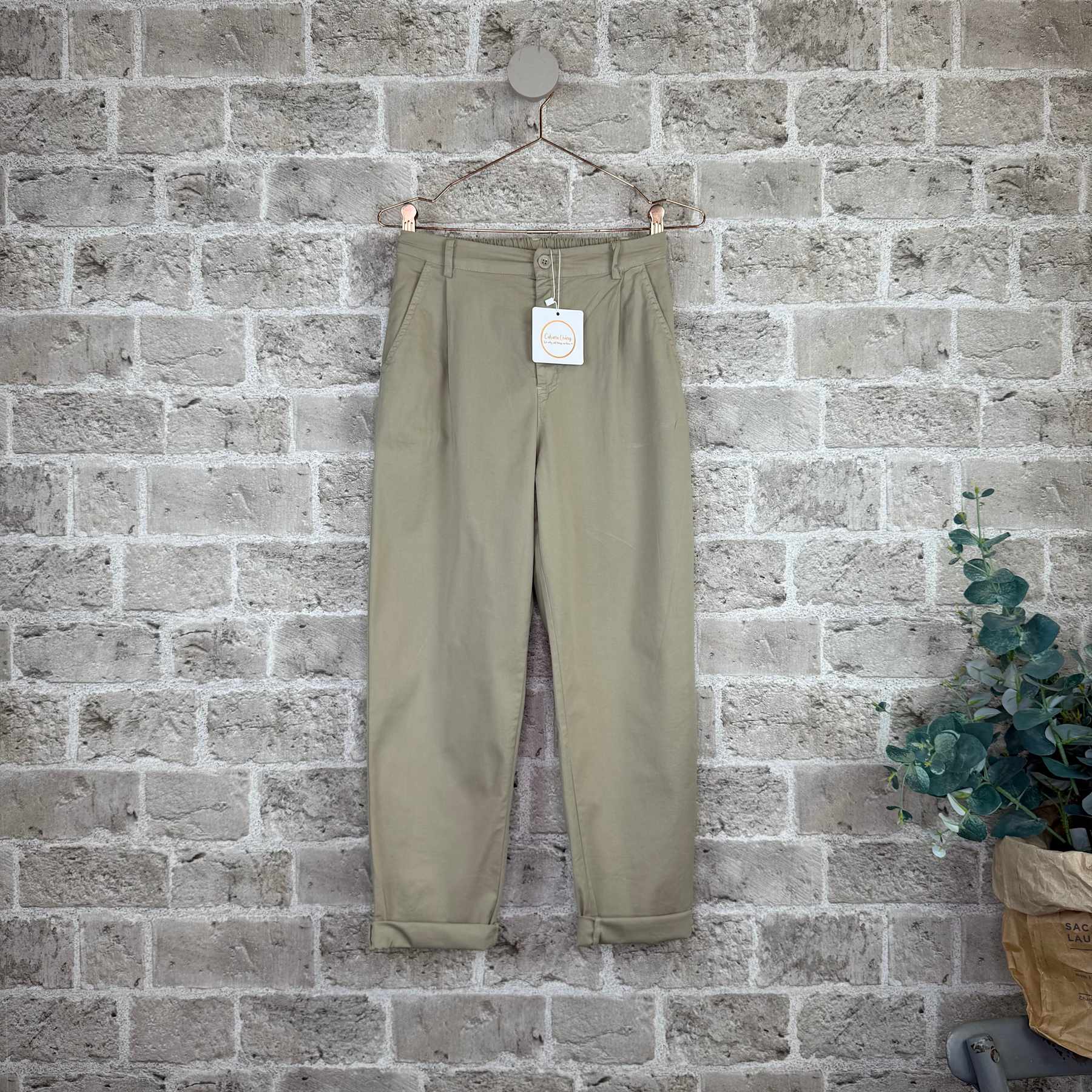 Chinot Citro eri värejä-Housut/Farkut-Cabana Living-Lahja ja sisustus Pussukka Katariina Home Oy