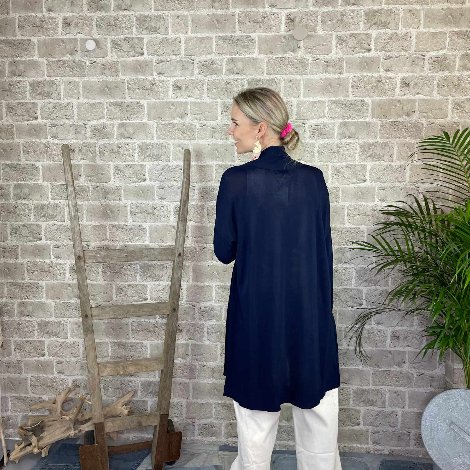 Neuletakki Bayern eri värejä-Neuleet/Neuletakit-Cabana Living-Lahja ja sisustus Pussukka Katariina Home Oy