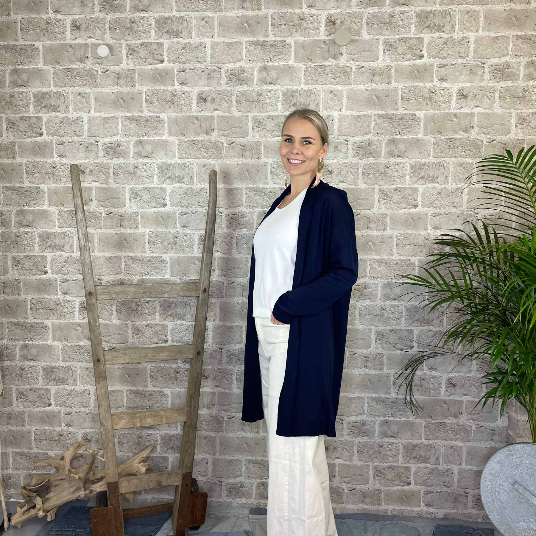 Neuletakki Bayern eri värejä-Neuleet/Neuletakit-Cabana Living-Lahja ja sisustus Pussukka Katariina Home Oy